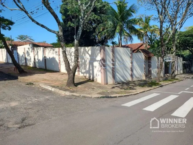 Casa para alugar, 500 m² por R$ 5.041,67/mês - Jardim Paulista - Paranavaí/PR