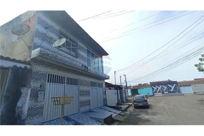 Casa conjugada no Marcos Freire 2