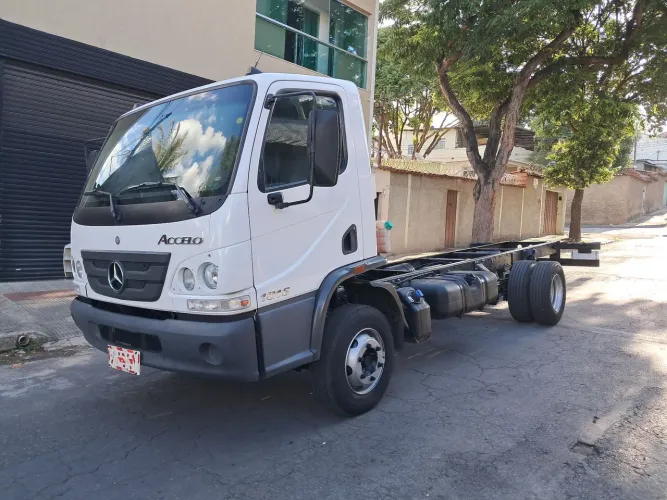 Mercedes-Benz Accelo 1016