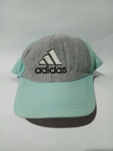 Boné adidas