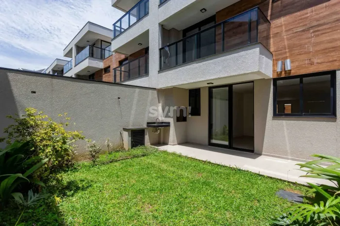 Casa em condomínio com 3 suítes no Santo Inácio