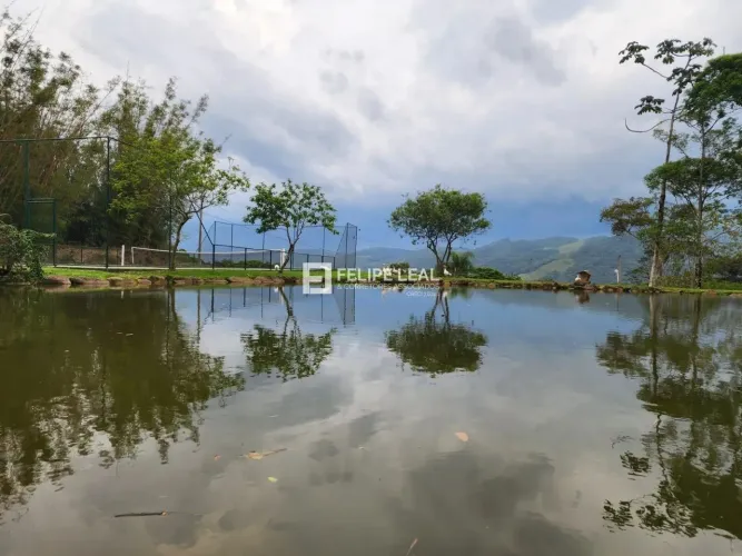 Terreno em Condominio em Varginha - Santo Amaro da Imperatriz