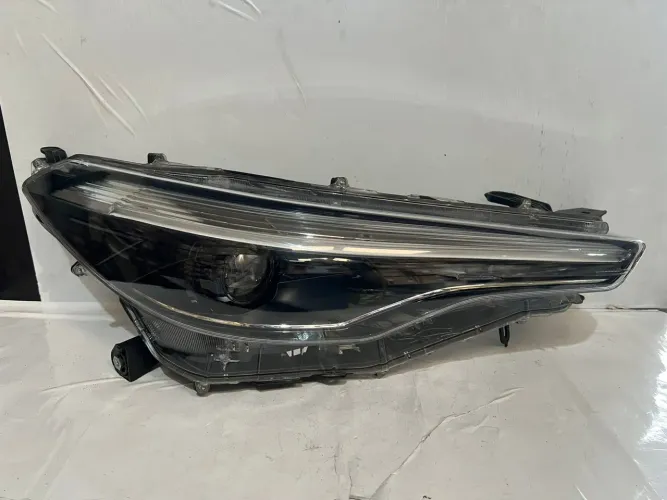 Farol Corolla Cross 2020 2021 2022 2023 Led