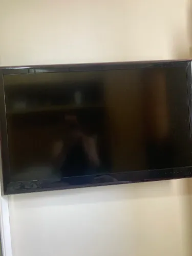Tv 43 polegada LG 42LE5500 (Defeito na placa)