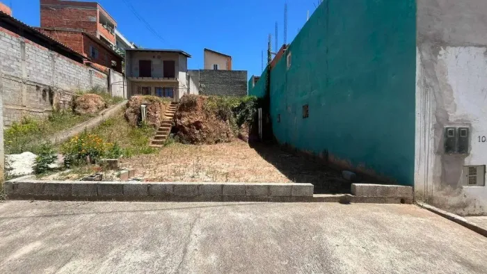 Terreno para VENDA na Vila Popular em JUNDIAÍ/SP.