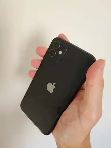 iPhone 11 64gb PRETO