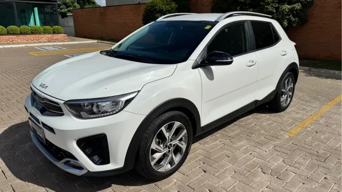 Kia Stonic 1.0 Turbo Híbrido 2022 MHEV SX 19.000 km
