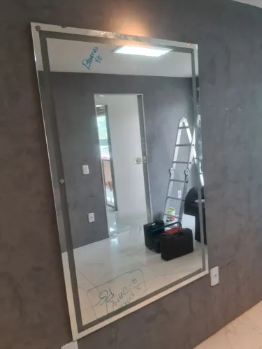 Espelho Decorativo com Iluminação LED