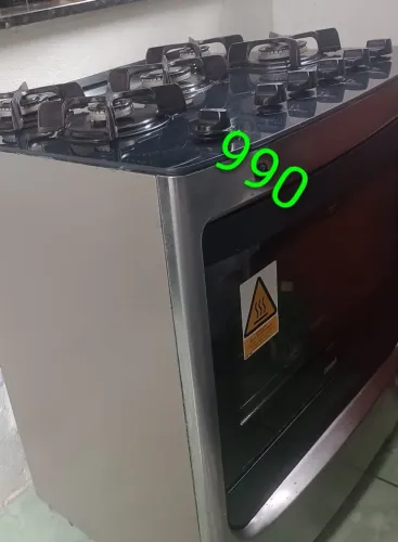 Fogão Consul 5 Bocas Cor Inox com Mesa de Vidro e Grade de Ferro Fundido