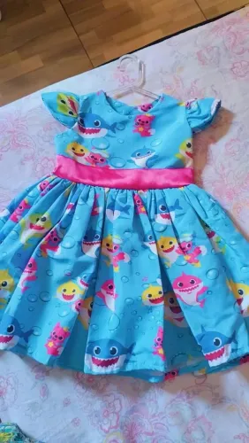 Vestido Baby Shark para Menina