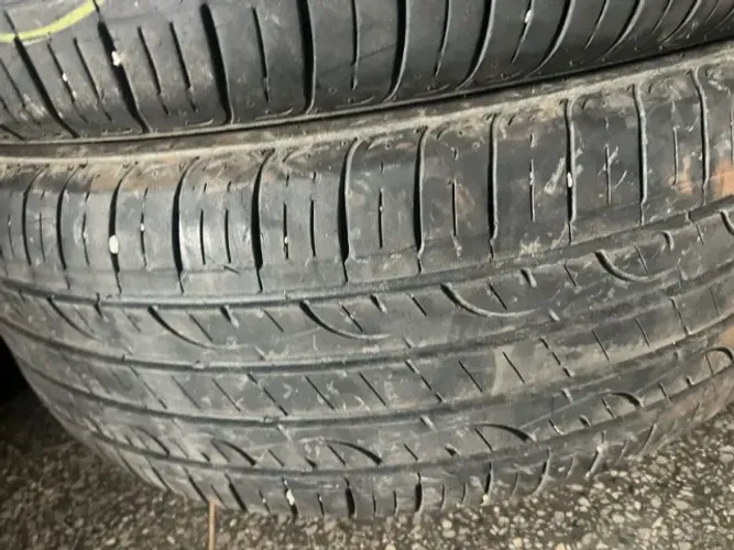 Pneu 225/55/18 Kunho 80 % Vida util.