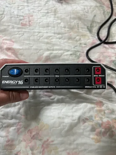Fonte para pedais Energy 16