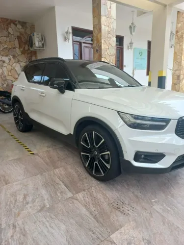 Volvo XC40 T-5 R-design 2.0 252cv AWD 2020