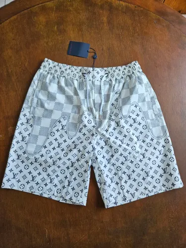 Bermuda Louis Vuitton 