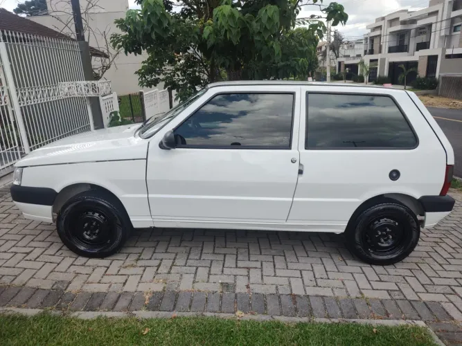 Fiat Uno Mille 1.0 Fire/ F.flex/ Economy 2P 2013