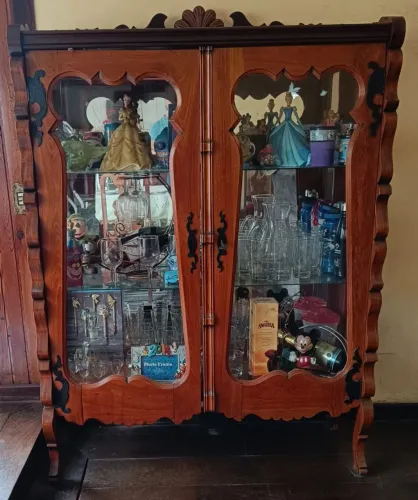 Jogo de sala clássico de madeira maciça de lei 