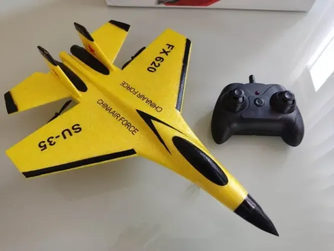 Avião de Controle Remoto The Minator Su-35