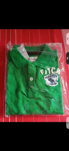 Polo Abercrombie & Fitch Verde - Tamanho M infantil 3 camiseta por