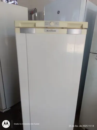 REFRIGERADOR CONTINENTAL 300L 220V