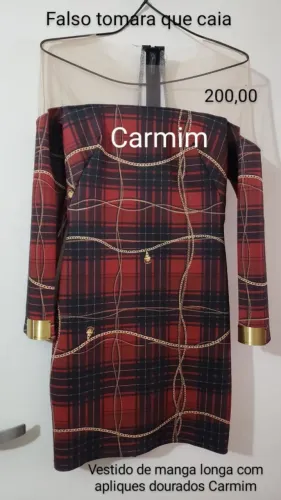 ESTILOSO! Vestido da marca Carmim com  manga longa e apliques dourados, tam. M