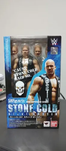 Action Figure Shfiguarts Stone Cold WWE Luta livre Boneco Bandai