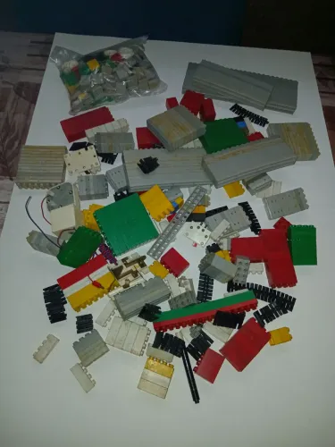 Blocos de montar poli anos 80 + de 300 peças
