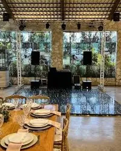 Sonorização, iluminação e DJ - Casamentos, Aniversários, Confraternizações