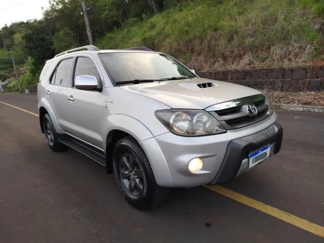 HILUX SW4 SRV 3.0 TDI 4x4 2008