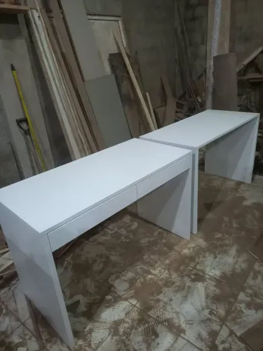 Mesa de estudo com duas gavetas em mdf 1.10 cm/53cm profun/74 altura gavetas 50cm/9 altura