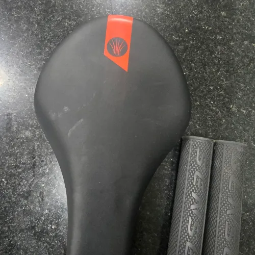 Vendo acessórios de bike