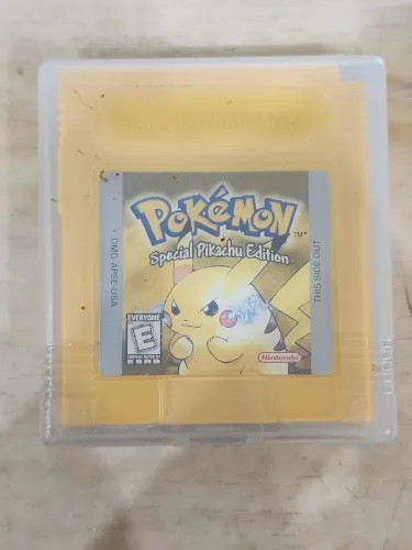 Pokemon special Pikachu Edition para Game Boy 