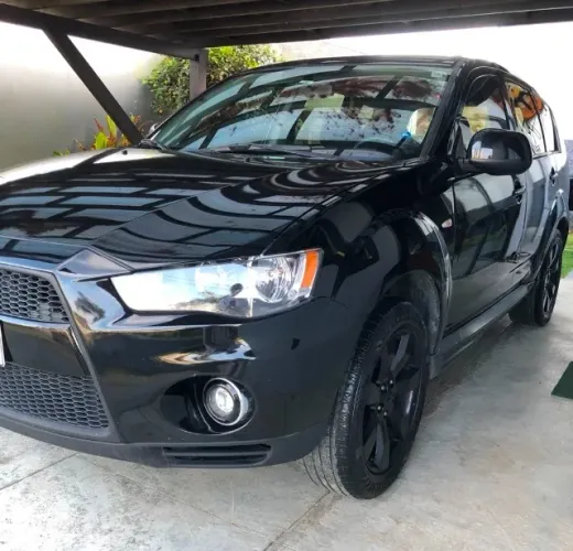 Mitsubishi Outlander 2.4 16V 170cv Aut. 2011