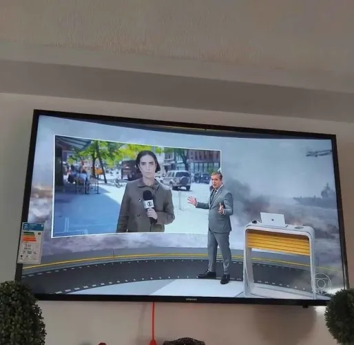 Tv Samsung smart 43 polegadas telão ?