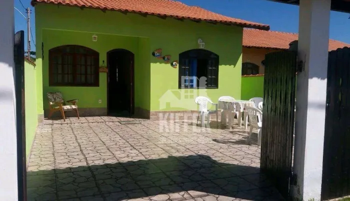 Casa beira mar para alugar 2 quartos | 1 Suíte | Quintal | 50m da praia por por R$ 2.225/m