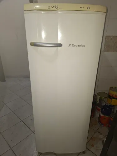 Geladeira eletrolux