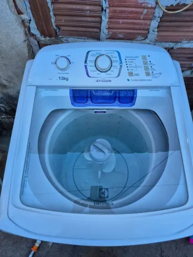 Máquina de lavar 13kg Electrolux 