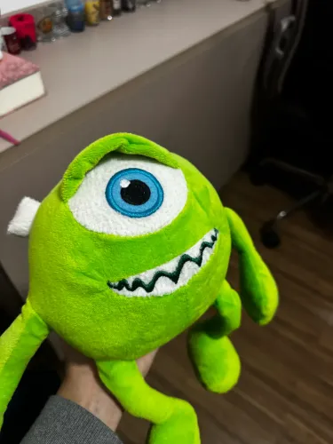 Pelúcia mike wazowski