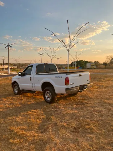 Ford F-250 XLT 4.2 TB Diesel 2000