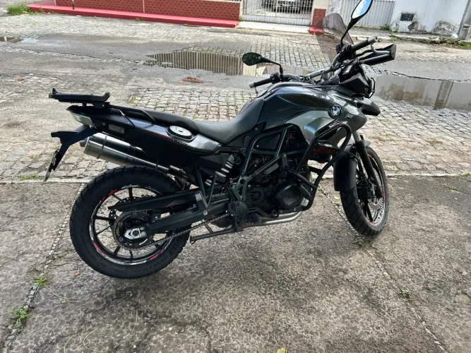Vendo f700 gs BMW de garagem
