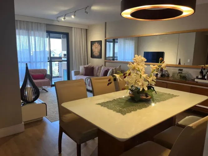 Lindo apartamento MOBILIADO no Condomínio Damai no Recreio dos Bandeirantes com 4 suítes .