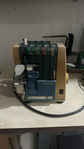 Vende-se máquinas de costura