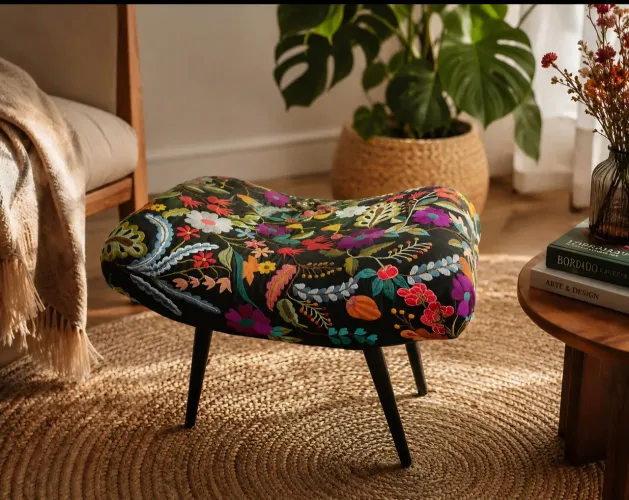 Banco bordado floral
