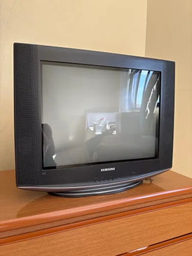 TV de Tubo 20 polegadas