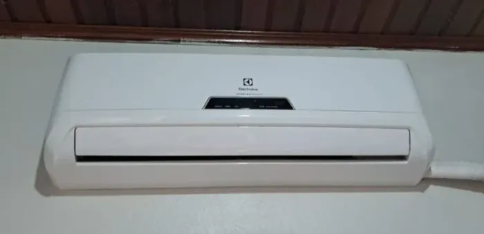 Ar acondicionado Inverter 12000 BTU Electrolux