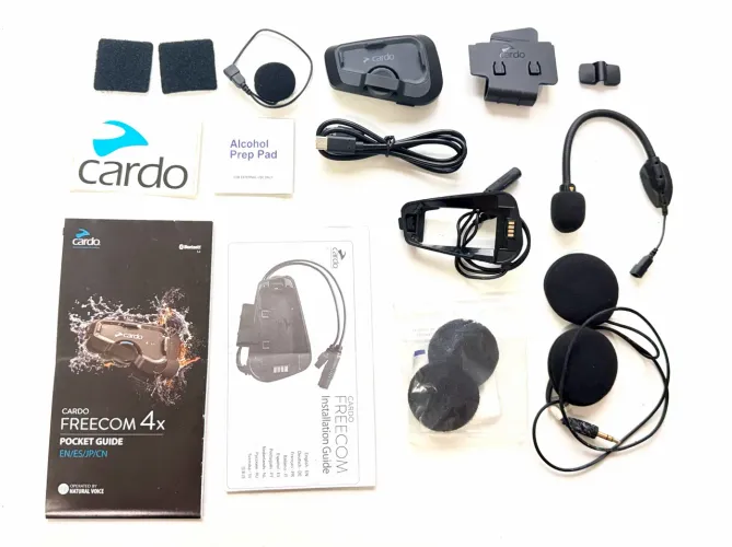 Intercomunicador Cardo Freecom 4x