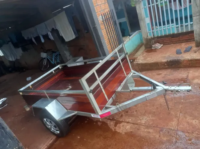Vendo carretinha 2 por 120 