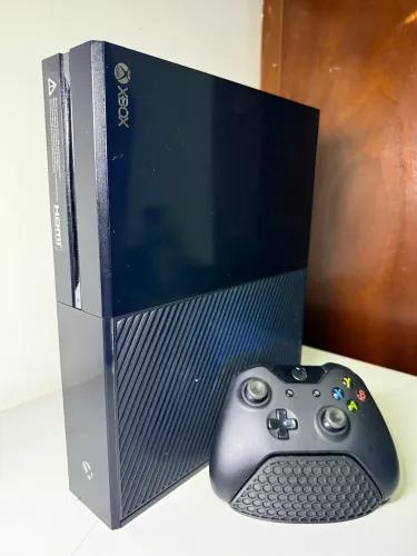 Xbox One Fat + Controle - Ótimo Estado - Envio OLX Pay - Faço Troca e Parcelo 18x