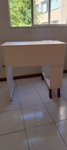 Mesa escrivaninha dobrável