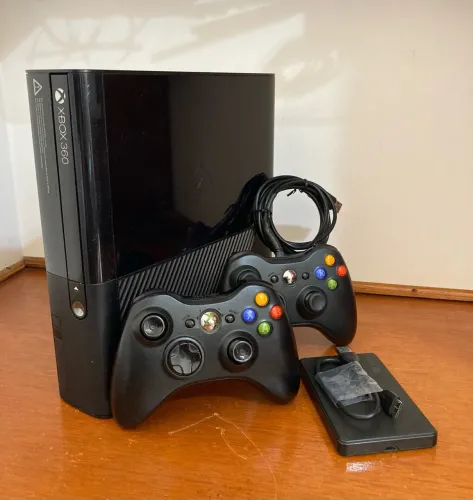 Xbox 360 1TB Desbloq (Faço envio)