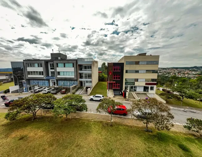 Terreno comercial exclusivo em Santana de Parnaíba: ideal para seu negócio!